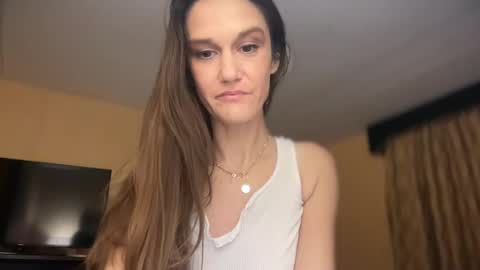 Snapshot of heyaliciabutler chatting on November 2025 12:35:01 AM HeyAlicia online show from November 2025 12:35:01 AM