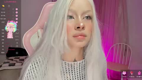 Snapshot of heybambino_ chatting on September 2025 03:23:02 AM Bambi.....Help me get 100 likes in the satisfaction bar. online show from September 2025 03:23:02 AM