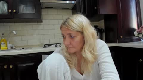 Heyheygrey online show from September 2025 01:43:02 PM