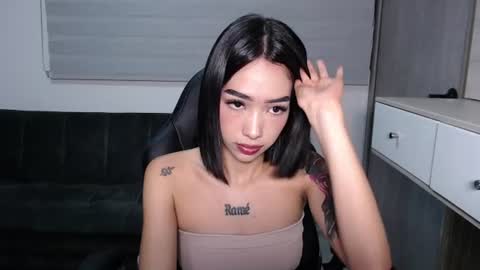 Laura online show from June 2026 03:50:02 AM
