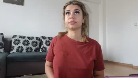 Snapshot of heysianna chatting on June 2026 11:00:01 AM Siana online show from June 2026 11:00:01 AM