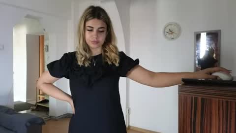 Snapshot of heysianna chatting on July 2026 10:17:02 AM Siana online show from July 2026 10:17:02 AM