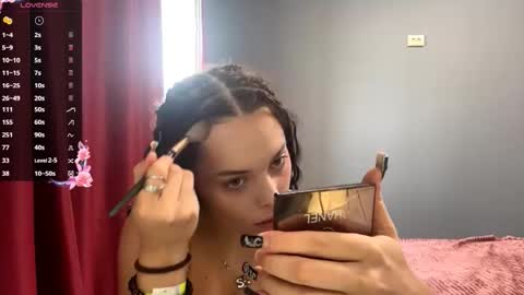 Gina online show from October 2025 08:48:02 AM