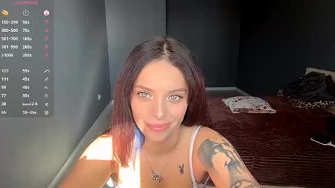 Gina online show from October 2025 09:11:04 AM