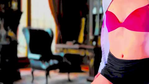 Gwen Elise online show from September 2025 07:39:02 PM