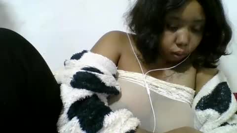 Snapshot of hheritinaa chatting on September 2025 06:16:02 AM hheritinaa online show from September 2025 06:16:02 AM