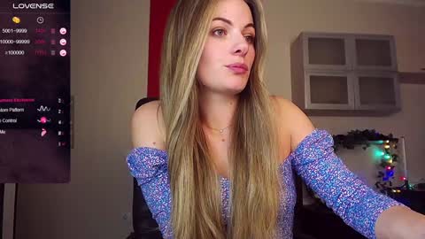 Lina online show from January 2025 06:06:02 PM