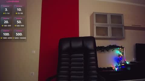 Lina online show from March 2025 11:58:02 AM