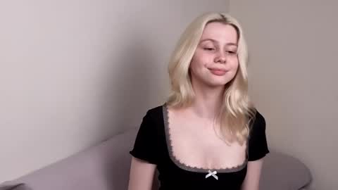 Popsy Risha online show from May 2026 08:06:02 PM