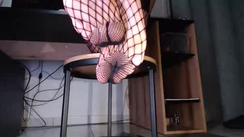 Snapshot of hibo66 chatting on September 2025 11:04:01 PM InMyAss online show from September 2025 11:04:01 PM