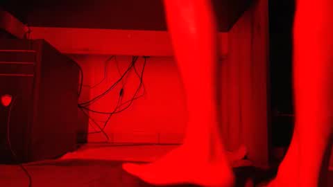 Snapshot of hibo66 chatting on December 2025 01:00:01 AM InMyAss online show from December 2025 01:00:01 AM