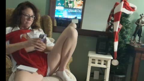 hidden_gold_milf online show from December 2025 05:03:01 AM