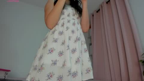 Snapshot of hiddendana chatting on December 2025 11:48:01 AM Dana online show from December 2025 11:48:01 AM