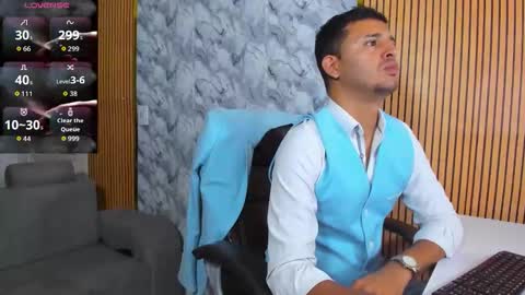 Snapshot of hiddenoffice chatting on January 2026 02:26:02 AM George online show from January 2026 02:26:02 AM