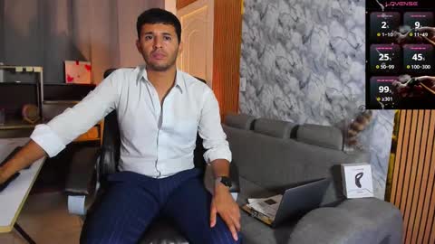 Snapshot of hiddenoffice chatting on February 2026 03:58:01 AM George online show from February 2026 03:58:01 AM