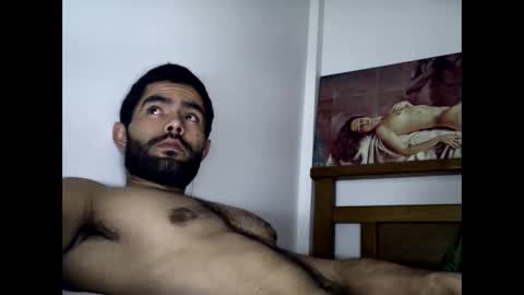 hideonbush online show from November 2025 02:12:01 AM