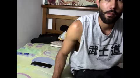 hideonbush online show from December 2025 01:57:01 AM