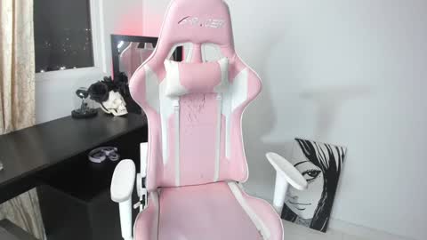 Snapshot of hikaru_arimura chatting on February 2025 02:08:02 AM hikaru_arimura online show from February 2025 02:08:02 AM