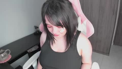 Snapshot of hikaru_arimura chatting on November 2025 12:17:01 PM hikaru_arimura online show from November 2025 12:17:01 PM