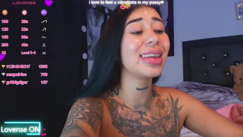 Snapshot of hilary_jones_22 chatting on January 2025 01:50:01 AM LUNA new account FOLLOW ME online show from January 2025 01:50:01 AM