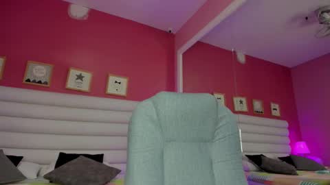 hilary_tailor online show from November 2025 10:59:01 AM