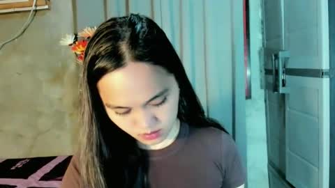 Snapshot of hilarymolly chatting on June 2026 07:38:02 PM hilarymolly online show from June 2026 07:38:02 PM