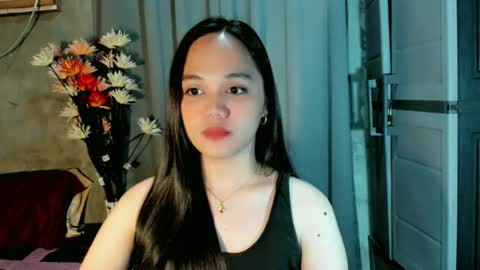 Snapshot of hilarymolly chatting on July 2026 07:38:02 PM hilarymolly online show from July 2026 07:38:02 PM