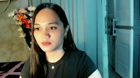 Snapshot of hilarymolly chatting on July 2026 12:37:02 AM hilarymolly online show from July 2026 12:37:02 AM