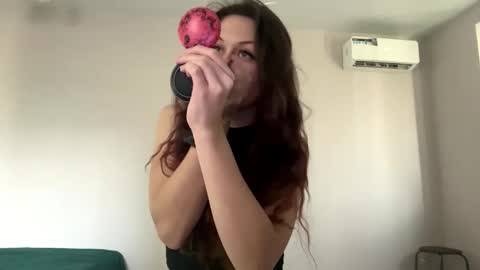 Hi Im Elizabeth online show from October 2025 10:00:02 AM