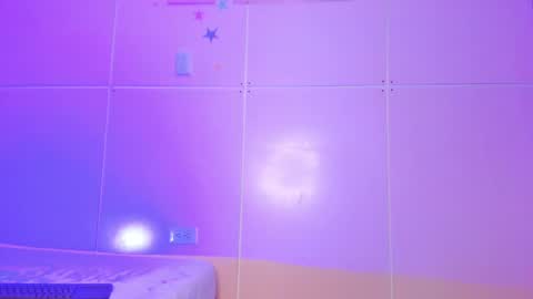 Snapshot of hillary_banks__ chatting on December 2024 05:37:01 AM Hillary online show from December 2024 05:37:01 AM