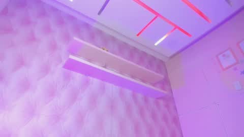 Snapshot of hillary_banks__ chatting on February 2025 08:06:02 AM Hillary online show from February 2025 08:06:02 AM