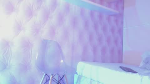 Snapshot of hillary_banks__ chatting on March 2025 04:08:02 AM Hillary online show from March 2025 04:08:02 AM