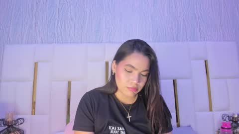 Hillary online show from October 2025 11:32:02 AM