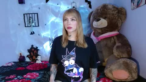 Himiiko online show from October 2025 08:19:01 PM