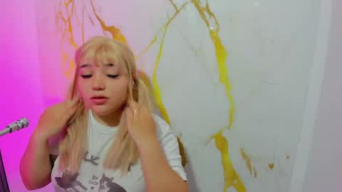 hinata_dolly online show from May 2026 11:26:02 AM