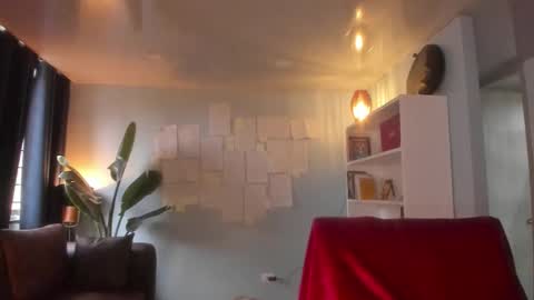 Hinnata online show from September 2025 01:24:02 PM