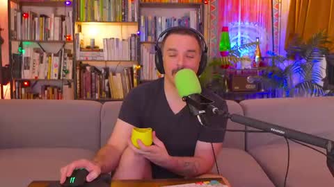HipsterTrash Clark one half of Task Manager online show from June 2026 07:35:02 AM