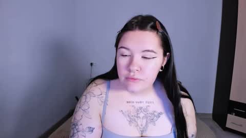 Dina online show from November 2025 09:06:02 AM