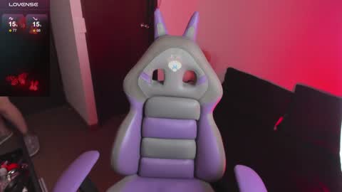 Hitomi Arata online show from December 2024 05:14:01 PM