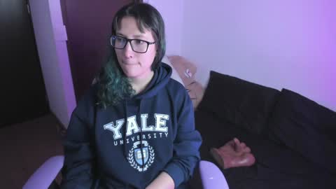 Hitomi Arata online show from January 2025 12:26:02 PM