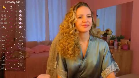 Ksenia online show from September 2025 01:42:02 AM