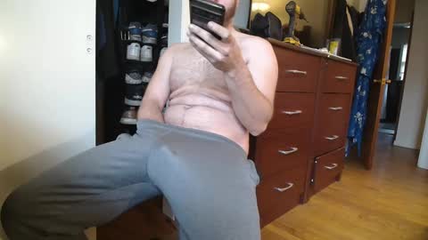 Hockey Player online show from December 2024 03:55:01 PM