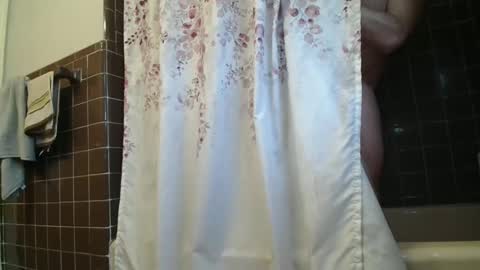 Hockey Player online show from January 2025 03:53:02 PM