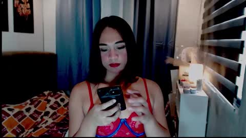 hoelymarie online show from May 2026 04:41:02 AM
