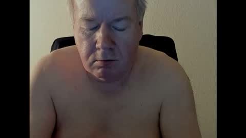 Holger online show from October 2025 03:01:01 PM