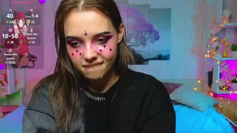 Lux online show from February 2025 01:09:01 AM