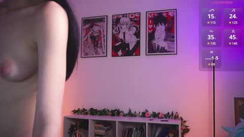 Holli online show from January 2025 06:39:01 PM