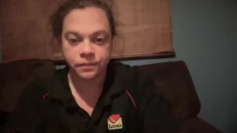 Snapshot of holly23hopefull chatting on November 2025 04:55:02 AM Hollys Drive threw Side Of CB. online show from November 2025 04:55:02 AM