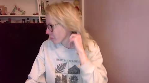 holly_bourbon online show from March 2026 12:07:01 AM