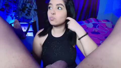 holly_couple online show from February 2026 05:05:01 AM